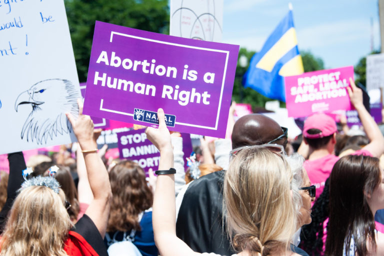 Abortus: een kijkje buiten de landsgrenzen