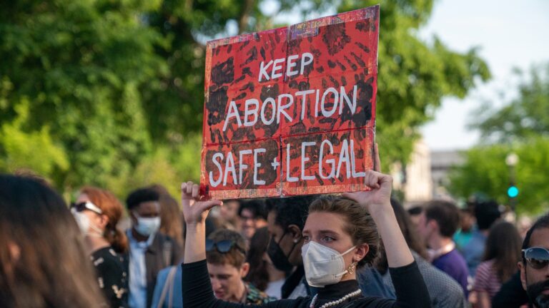 Oproep: mobilisatie voor de bescherming van het recht op abortus