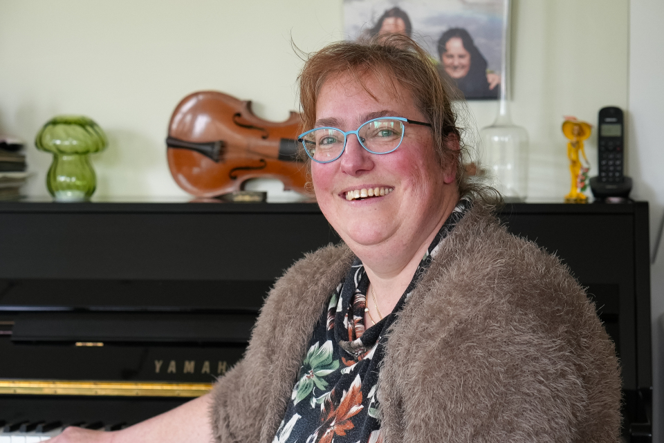 “Mijn rolstoel is mijn vrijheid, maar de samenleving vergeet dat vaak”