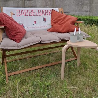 Babbelbank - beeld