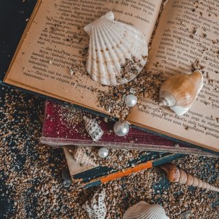 pexels-helloaesthe-8779752